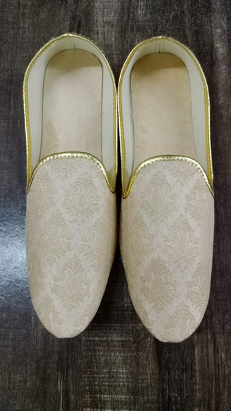 Cream Brocade Mojari Shoes for Men main image 1