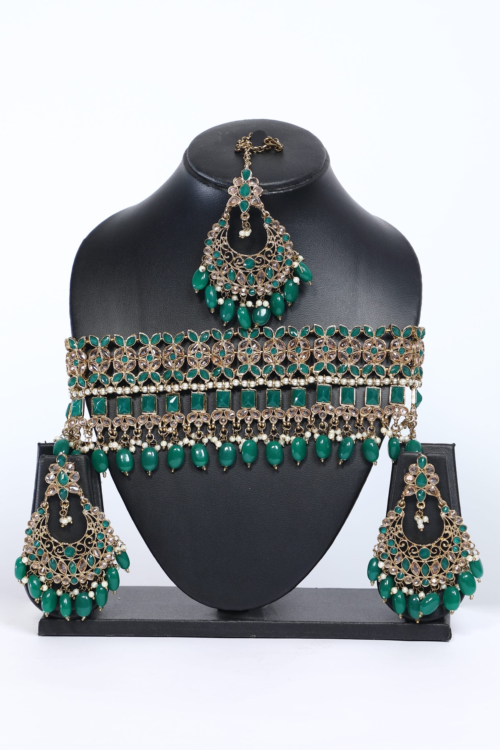 Green Stone Studded Choker Necklace Set - 6278